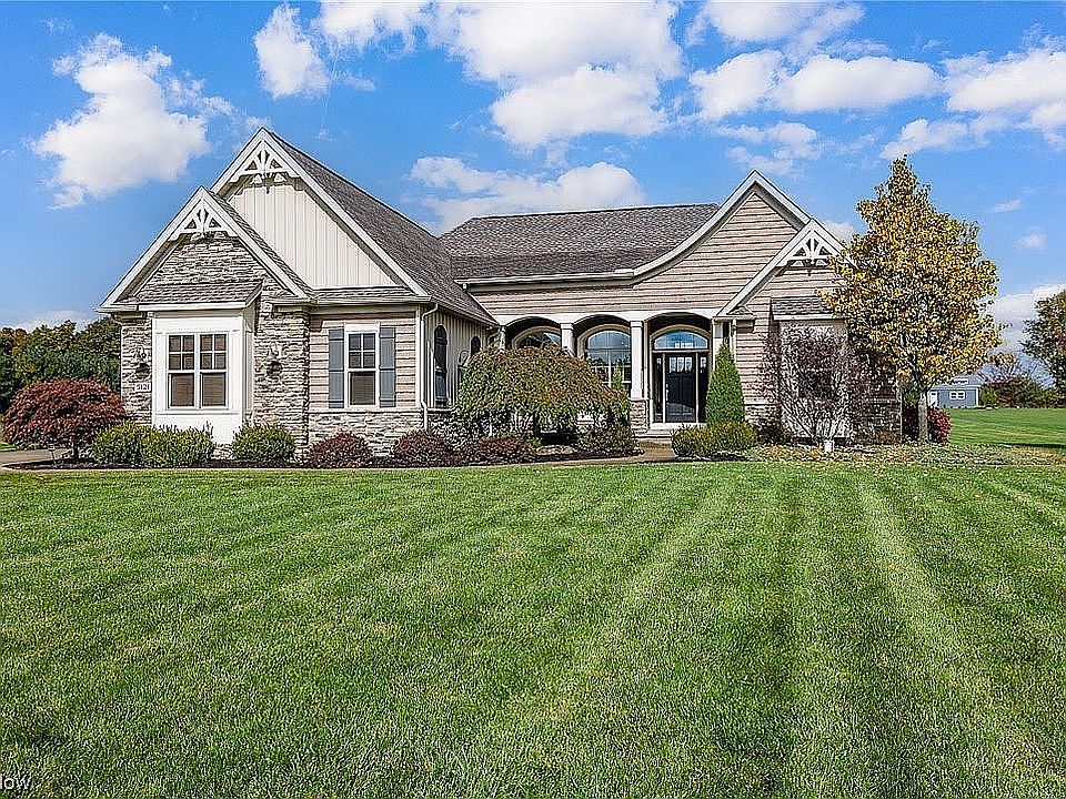 1st image of 5121 Maplewood Farms Dr