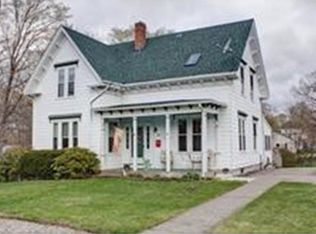 34 E Bacon St, Plainville, MA 02762