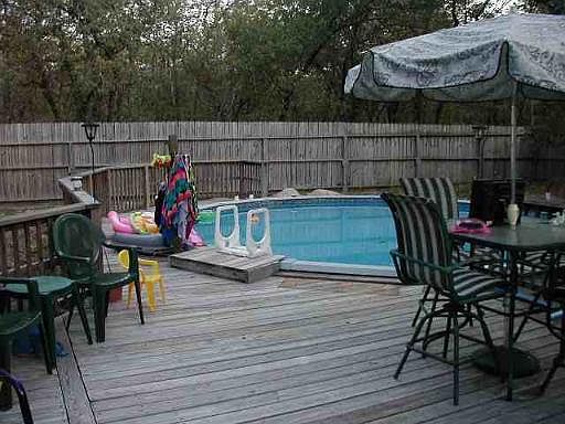 4th image of 928 HICKORY GROVE DR
