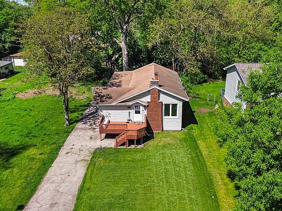 2nd image of 192 N Bonnie Brae Ave