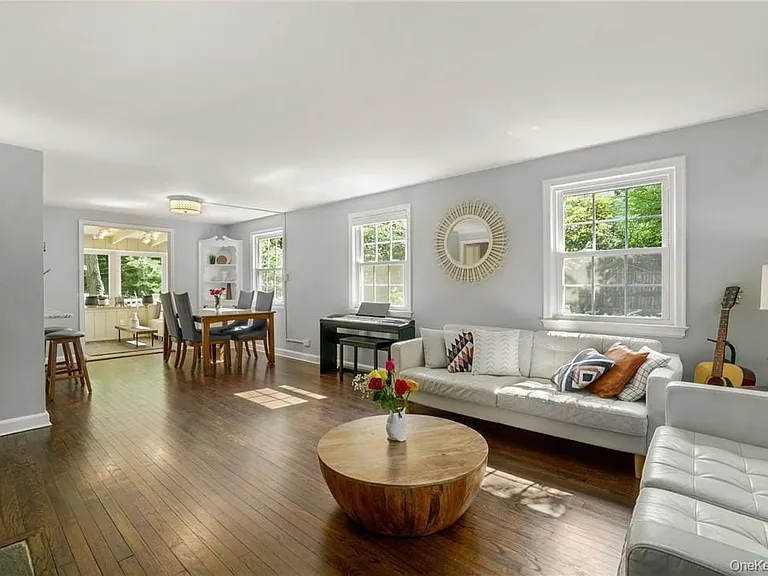 64 Pine Cliff Rd — Photo 4