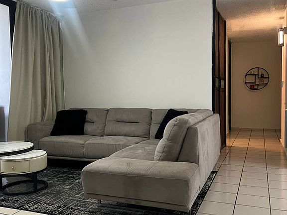 3rd image of Edif APT 2-6