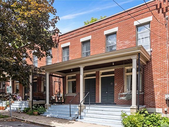 2nd image of 4 Clarendon Pl