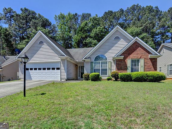 5th image of 774 Steffi Ct