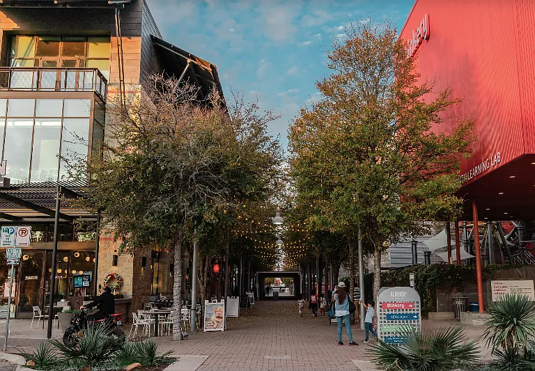 Aldrich Street Paseo
