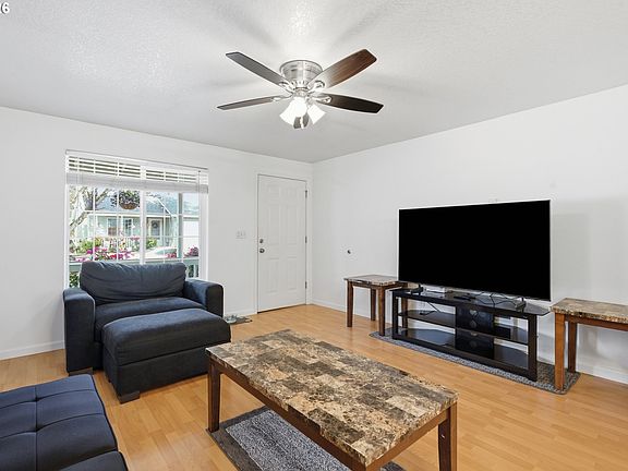 3rd image of 6224 SE Apollo Way