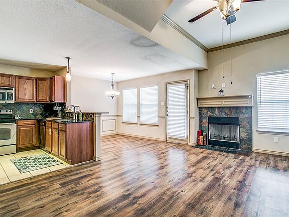 2nd image of 12505 Oceanside Dr
