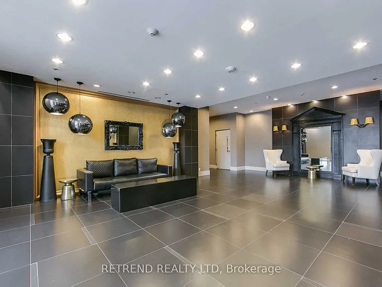 8 Gladstone Ave #413 — Photo 11