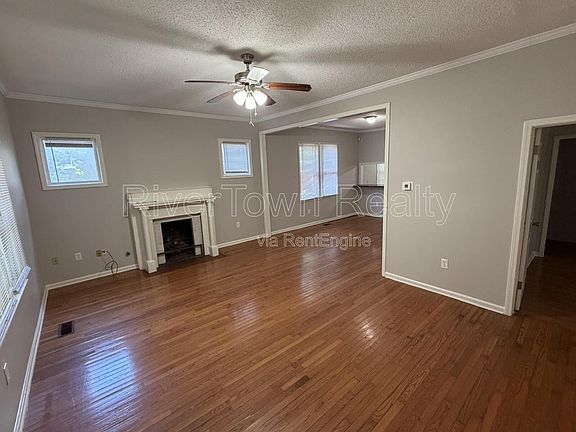 4th image of 736 Echles St