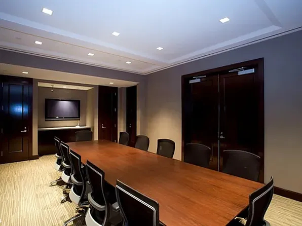 100 Riverside Boulevard image 16 of 20