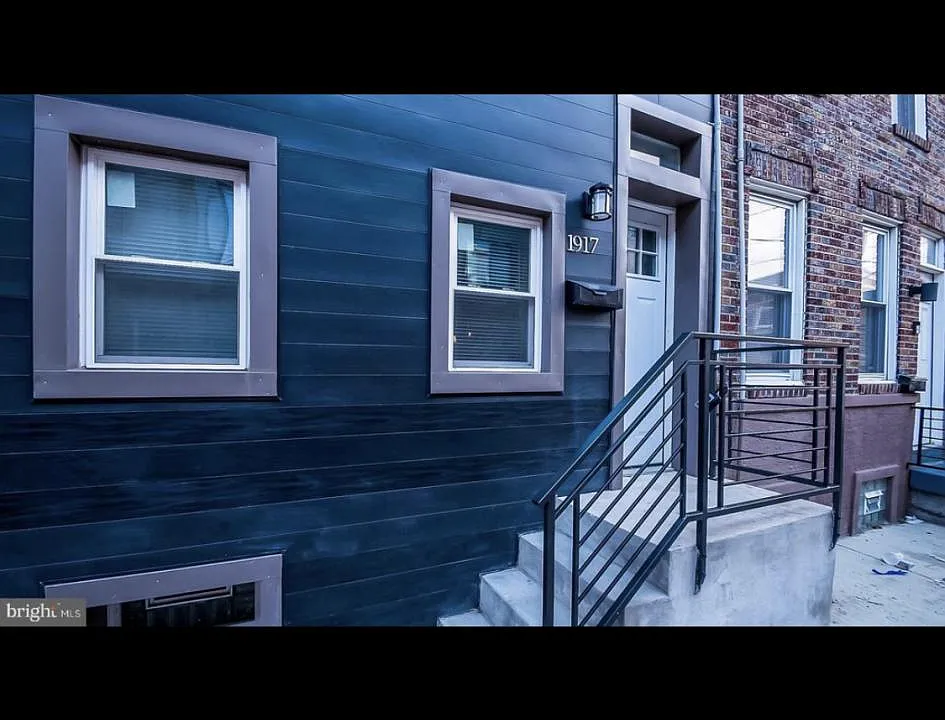 1917 Fernon St