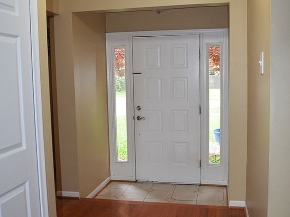 5th image of 2189 Hillcrescent Dr