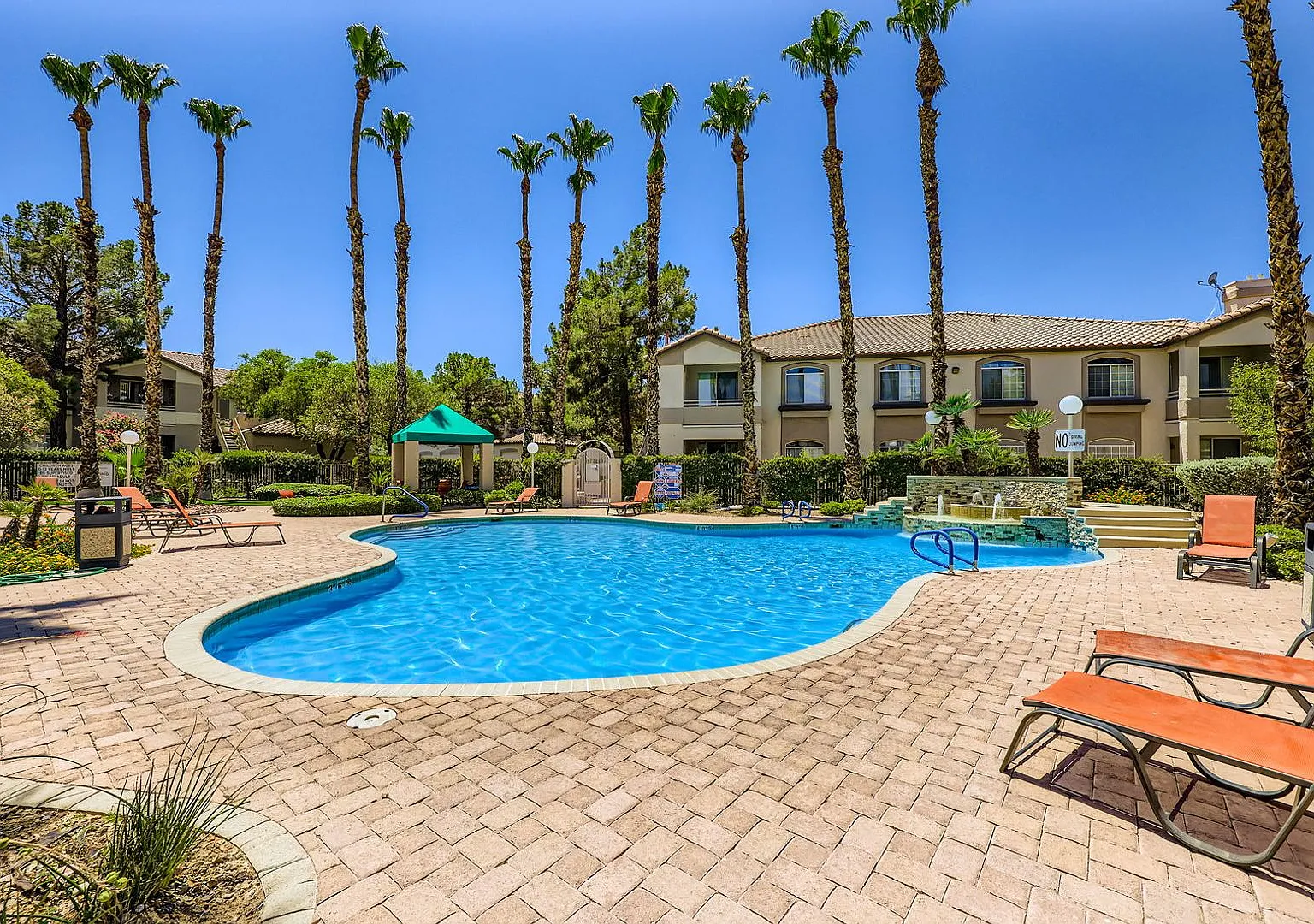 Upgraded First-Floor Condo With Private Garage In Prime Green Valley Location * Coming Soon* — Photo 1