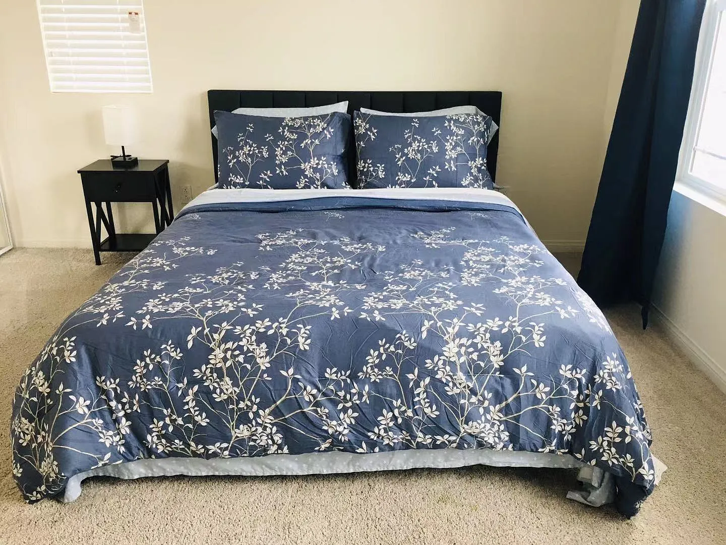 6 bed, 2537 sqft, $900 — Photo 2
