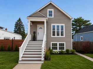 1515 Clinton Ave, Berwyn, IL 60402