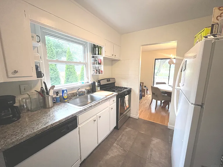 258 Ruane St — Photo 5