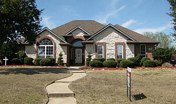 4th image of 219 Country View Ln