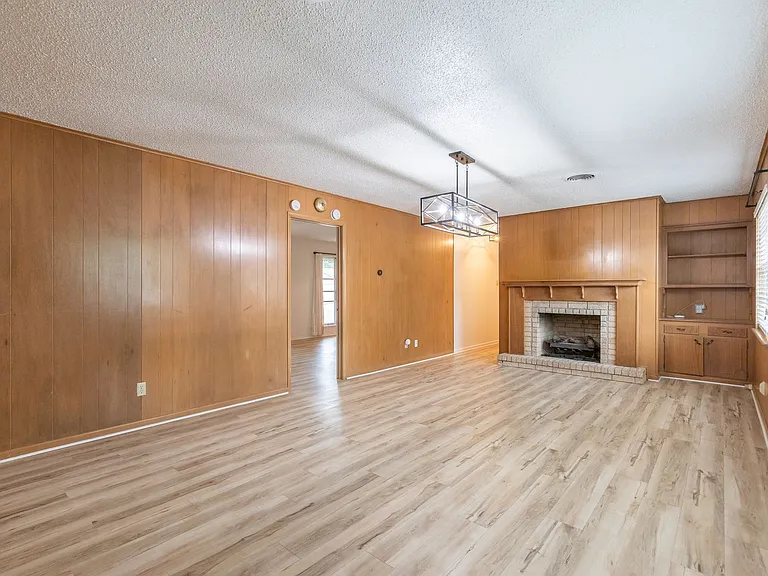 3409 High Meadows Dr — Photo 10