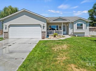 3308 E Friar Tuck Ct, Nampa, ID 83687