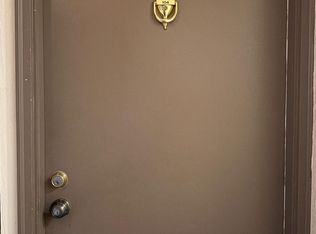 900 Perrie Dr Unit 104, Elk Grove Village, IL 60007