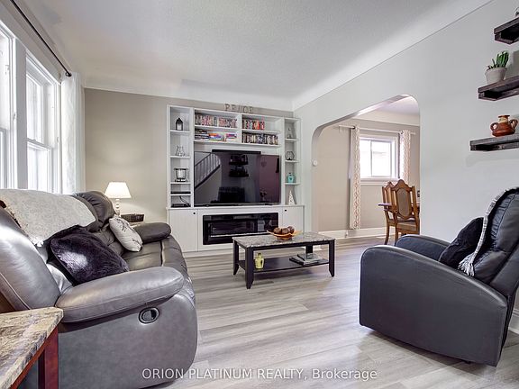 5th image of 164 Catharine Ave E