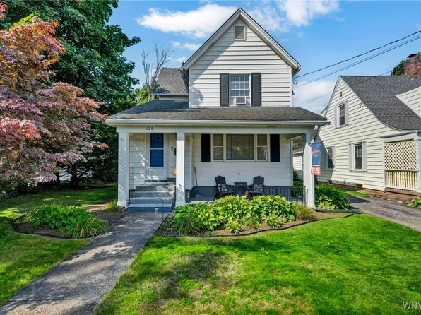129 Hyde Park, Lockport, NY 14094