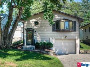 6304 Seward St, Omaha, NE 68104