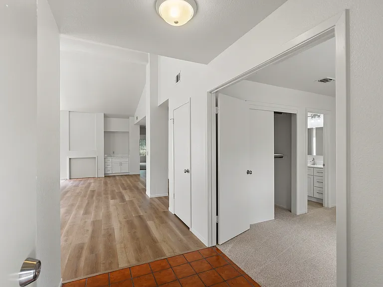 2255 Piccardo Cir — Photo 13