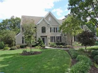 1412 Royal Oak Dr, Blue Bell, PA 19422