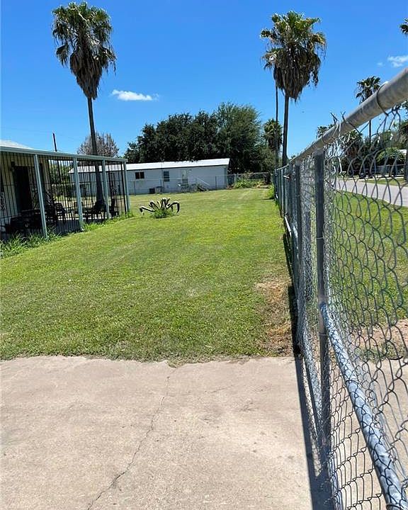 1st image of 7518 Lakeview Dr