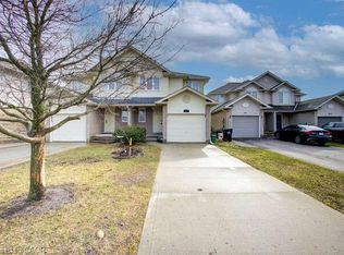 213 Britton Pl, Kitchener, ON N2C2T3
