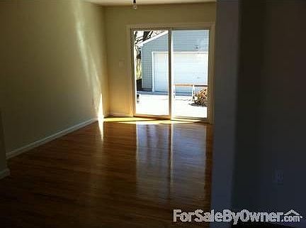 4th image of 132 Stanley Dr