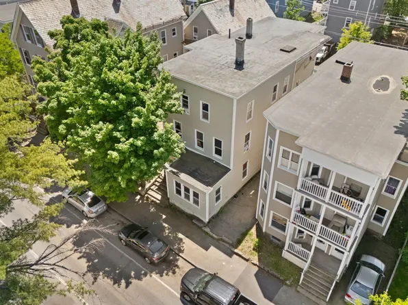217 Spruce Street, Manchester, NH 03103