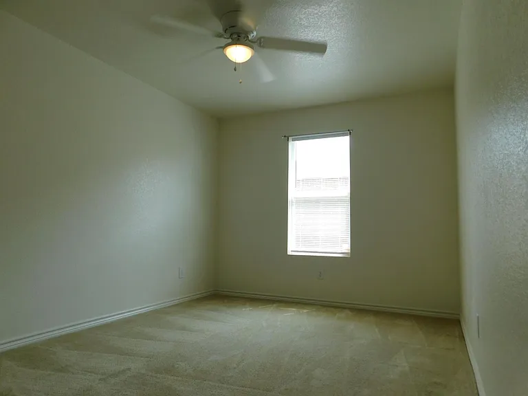 2002 Prestige Loop — Photo 26