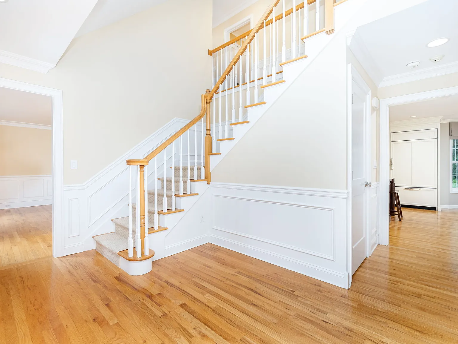 4 bed, 5147 sqft, $6,800 — Photo 4