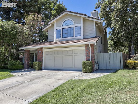 2nd image of 6734 Paseo Catalina