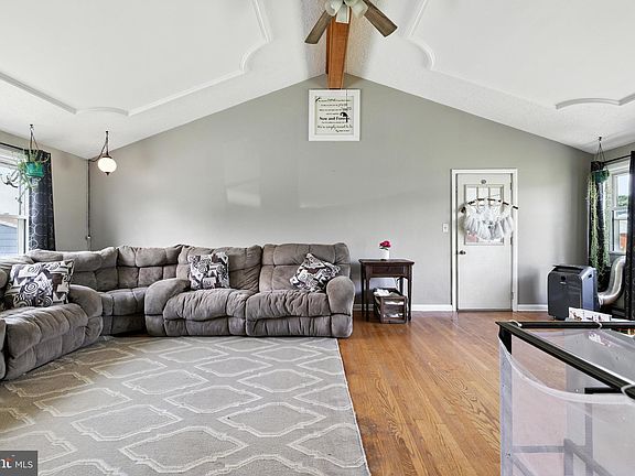 4th image of 5226 Dogwood Dr