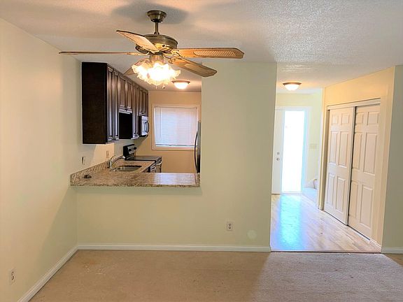 3rd image of 6647 Gretchen Ln N