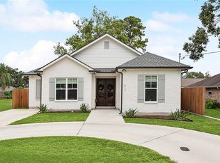 613 Woodward Ave, Harahan, LA 70123