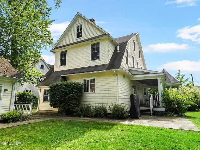 8 Highview Ave — Photo 57
