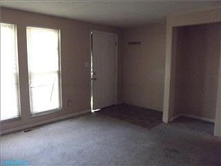 2nd image of 2579 Queenswood Ct