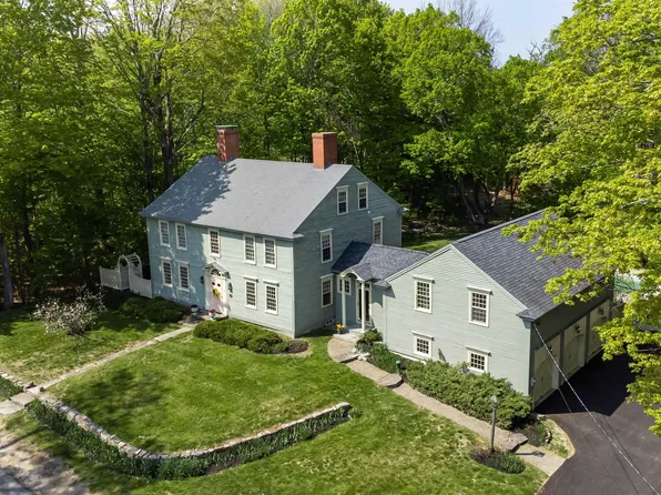 27 Haverhill Road, Chester, NH 03036