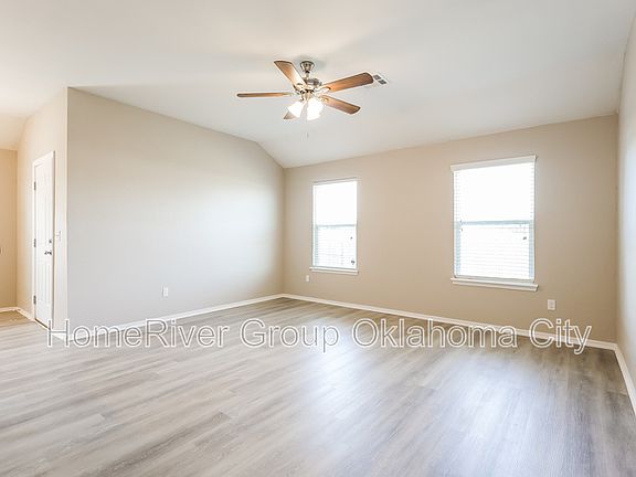 4th image of 3509 SE 94th St