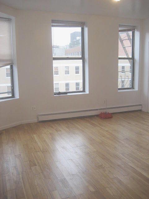 2nd image of 201 E 118th St APT 5E
