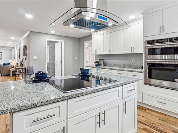 2nd image of 3482 Atlanta St