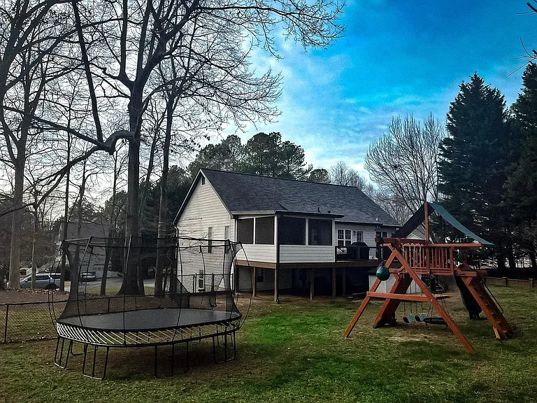 4110 Chelsea Chase — Photo 37
