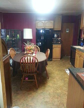 5th image of 4724 Trenton St