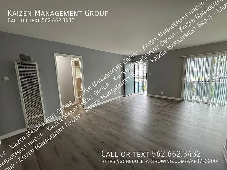 1862 Pine Ave #1 — Photo 10