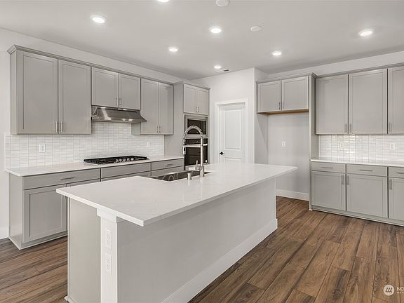 4th image of 5412 Century Place NE Lot14
