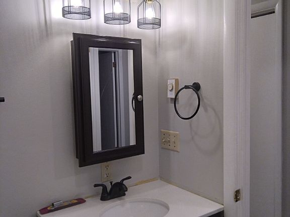 5th image of 2345 Stace St #2